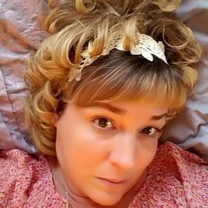 Meet your Posher, Darlene